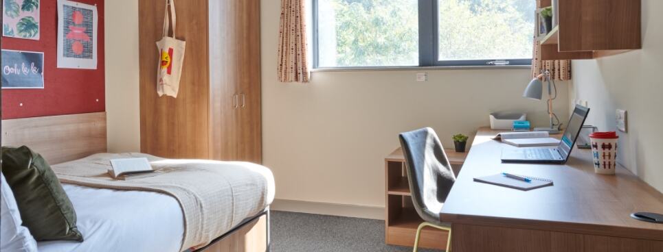 Organise your study space