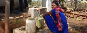 Patna-Village,-India,-HB-Oct-2018-(5)_Rekha-collecting-water