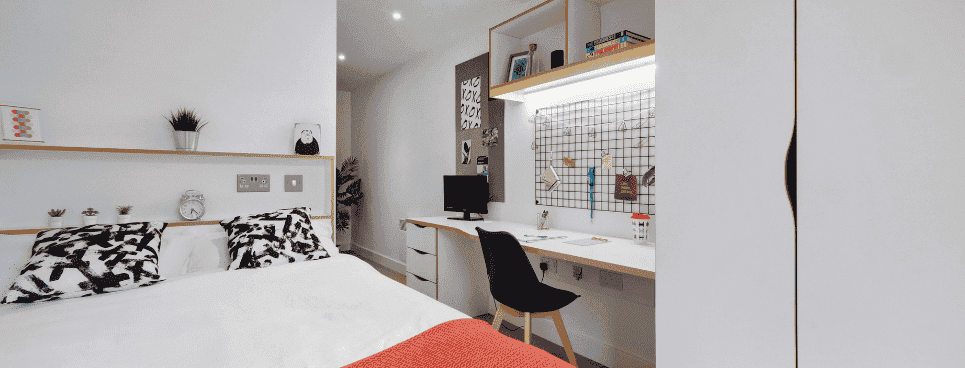 Ensuite student room